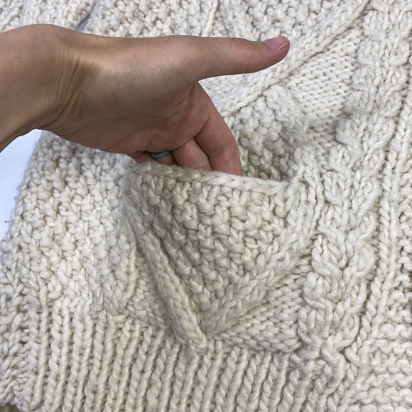 Ecuador Handknit Thick Wool Cream Button Front Chunky Sweater Cardigan S/M - Picture 5 of 6